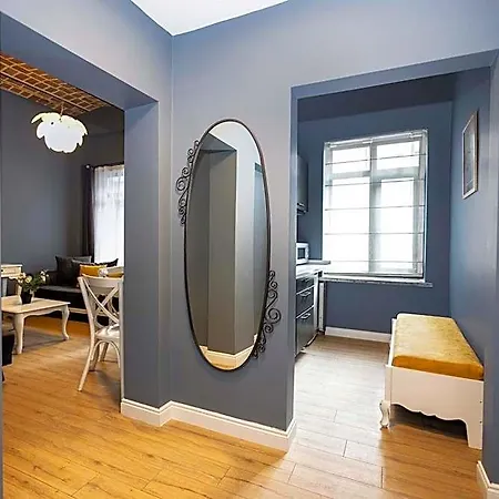 Selvese Suites, Serviced Living In Galata