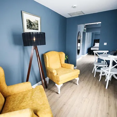 Selvese Suites, Serviced Living In Galata